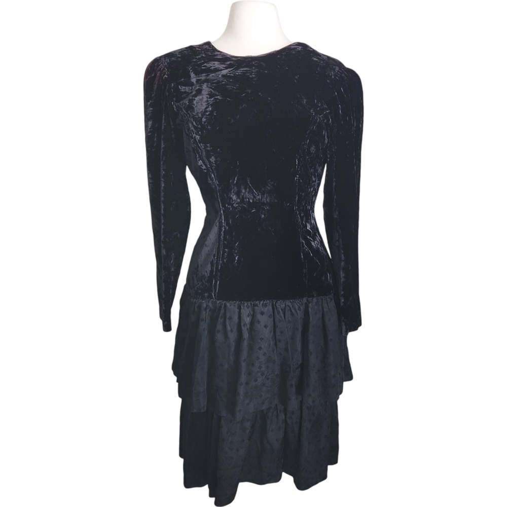 Vtg 80s Witchcore Black Velvet‎ Dress 6 Drop Waist Ruffle Skirt Witchy Grunge